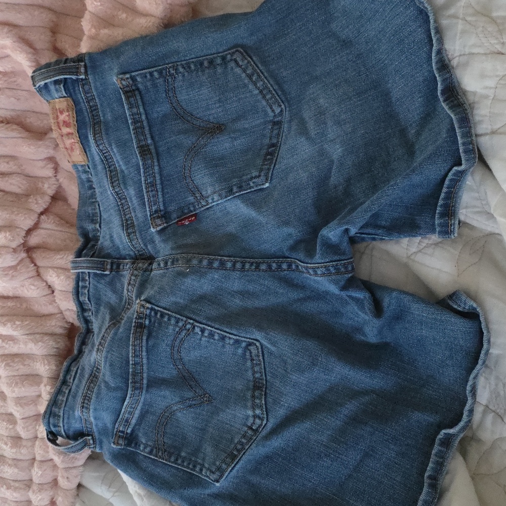 Levi’s denim Jean shorts jorts- size 29 waist
